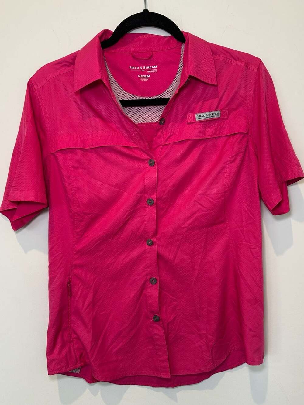Field & Stream Women's Pink Short Sleeve Performance Button-Down Fishing Shirt S